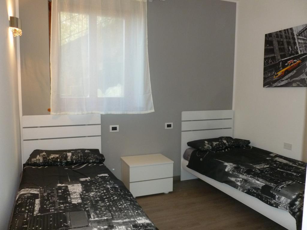 ברנצונה סול גארדה Appartamenti Iride מראה חיצוני תמונה