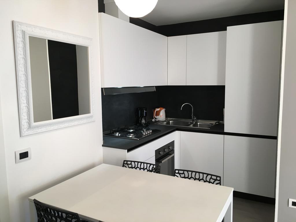 ברנצונה סול גארדה Appartamenti Iride מראה חיצוני תמונה