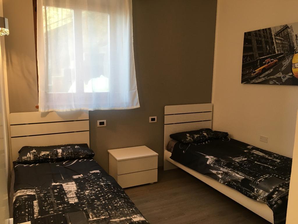ברנצונה סול גארדה Appartamenti Iride מראה חיצוני תמונה